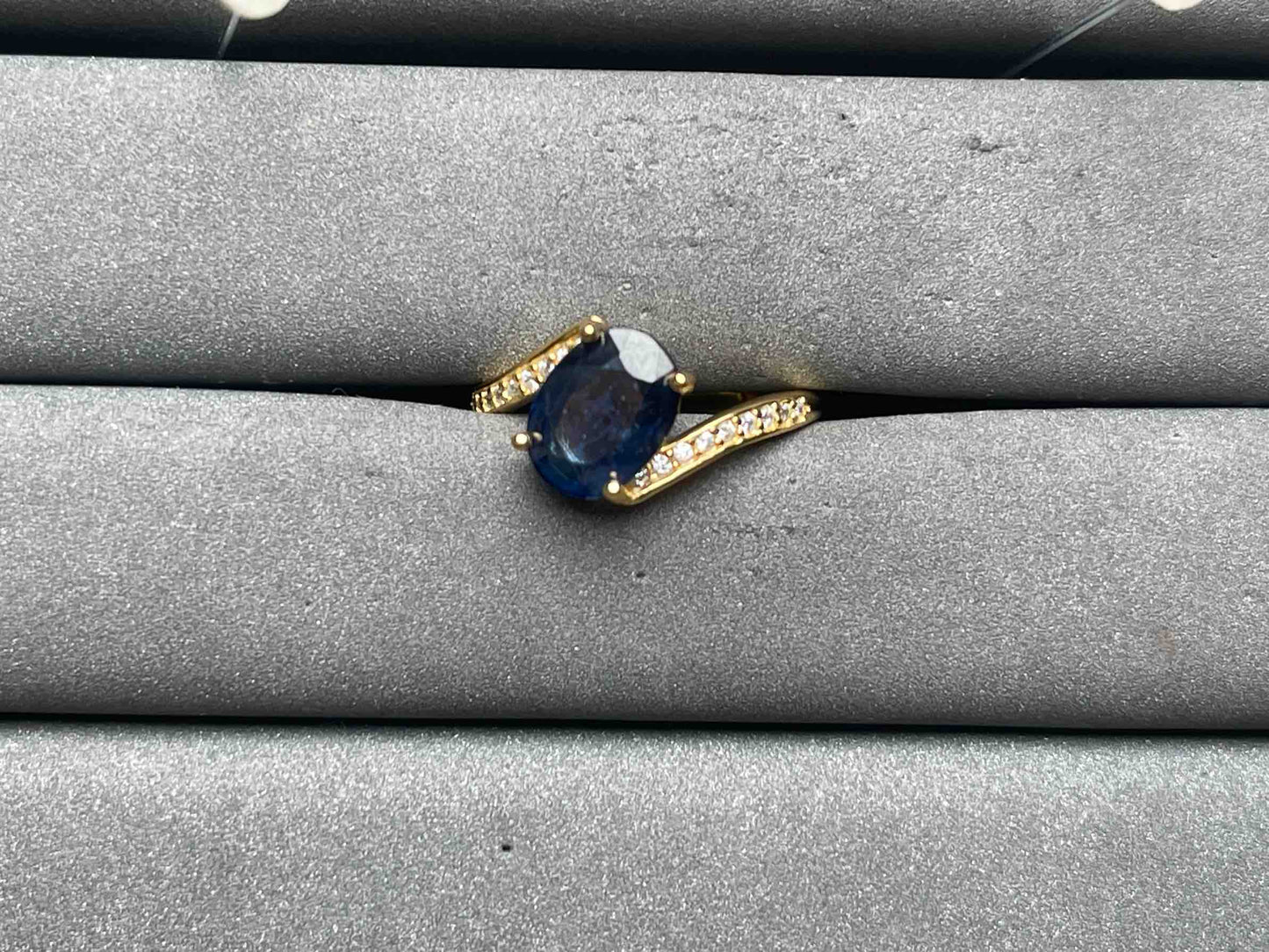 A12775 Sapphire Ring