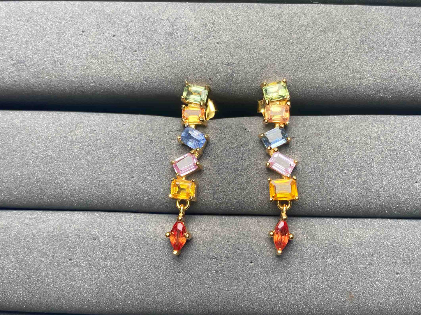 A12869 Sapphire Earrings