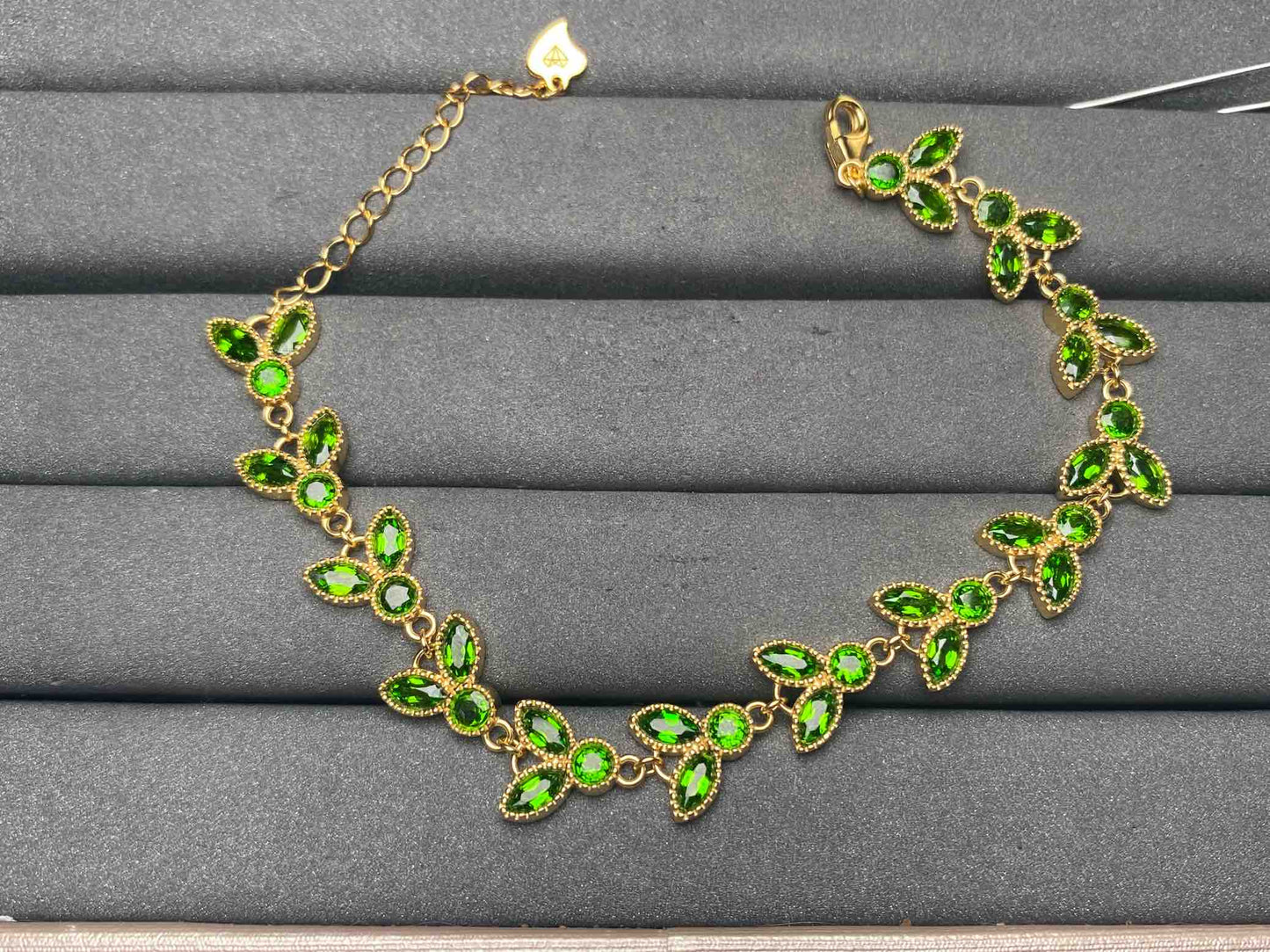 A12871 Diopside Bracelet