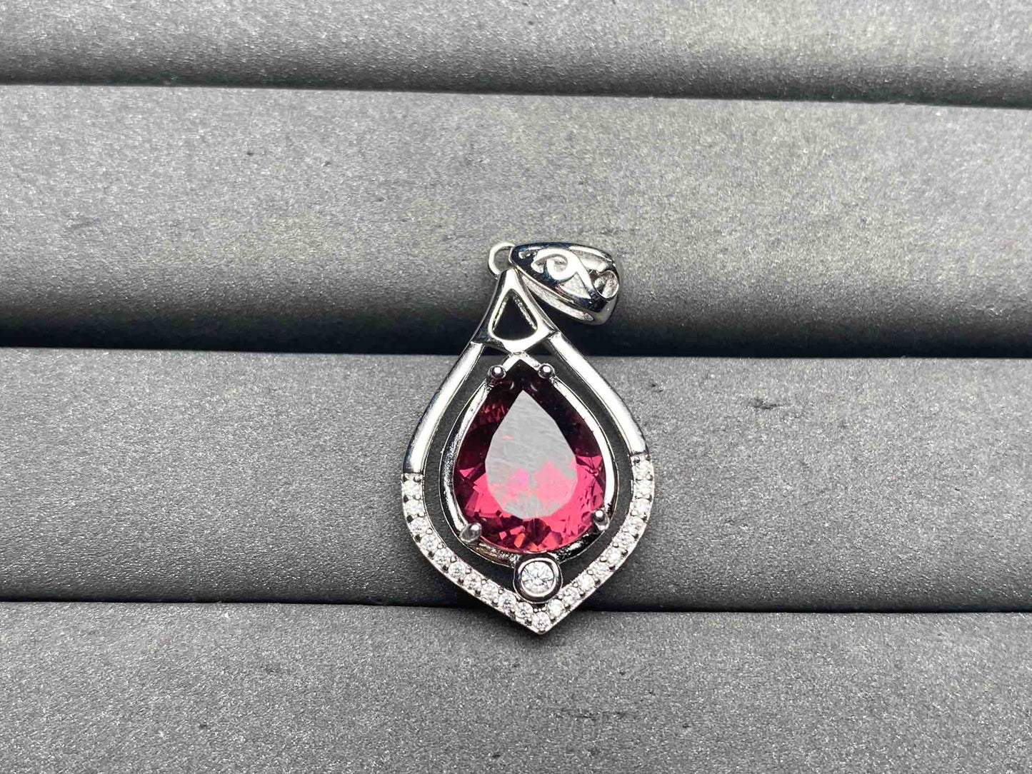 A12887 Tourmaline Pendant