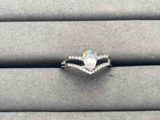 A12890 Moonstone Ring