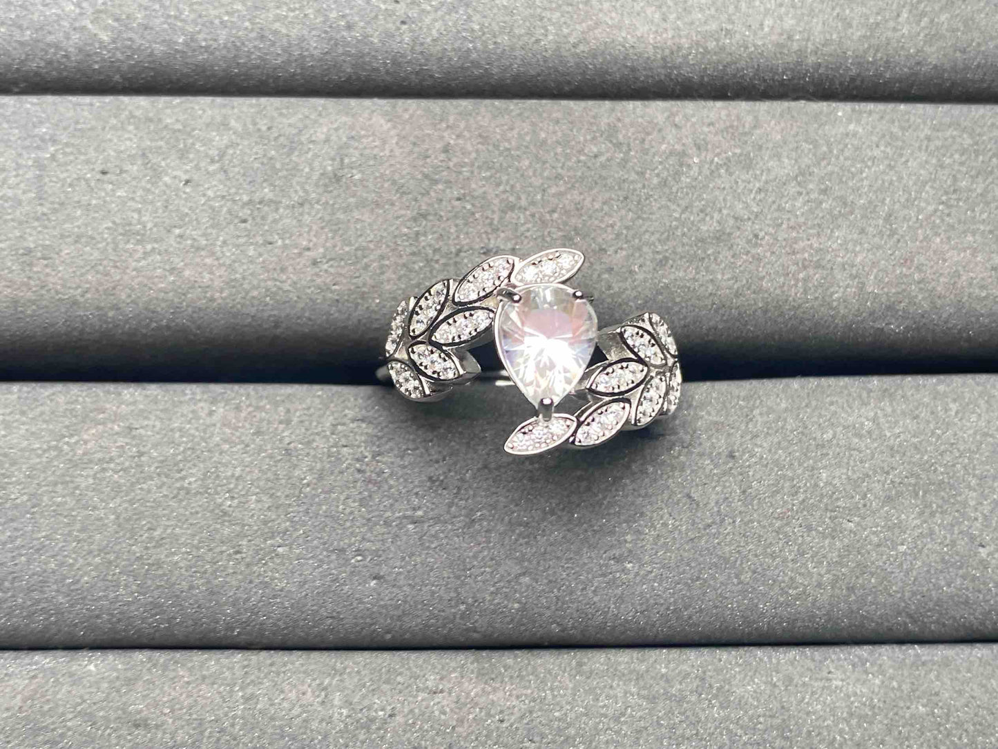 A12891 Moonstone Ring