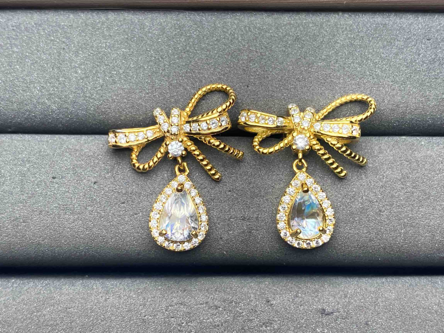 A12897 Moonstone Earrings