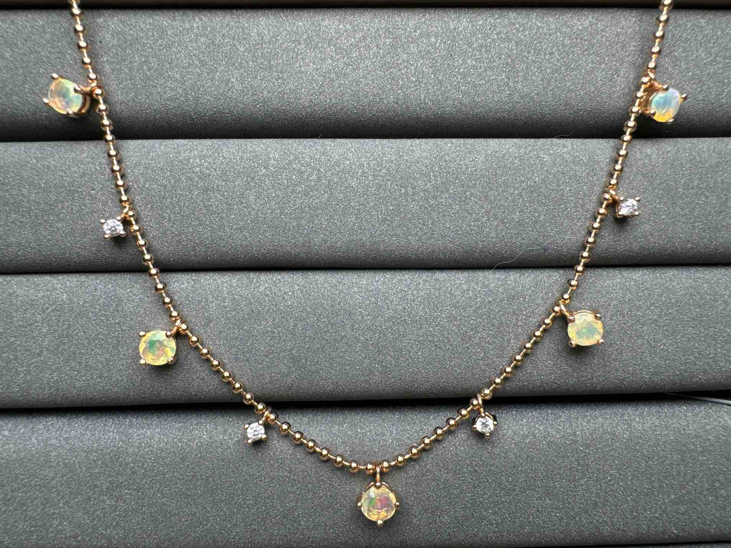 A1290 Opal Necklace