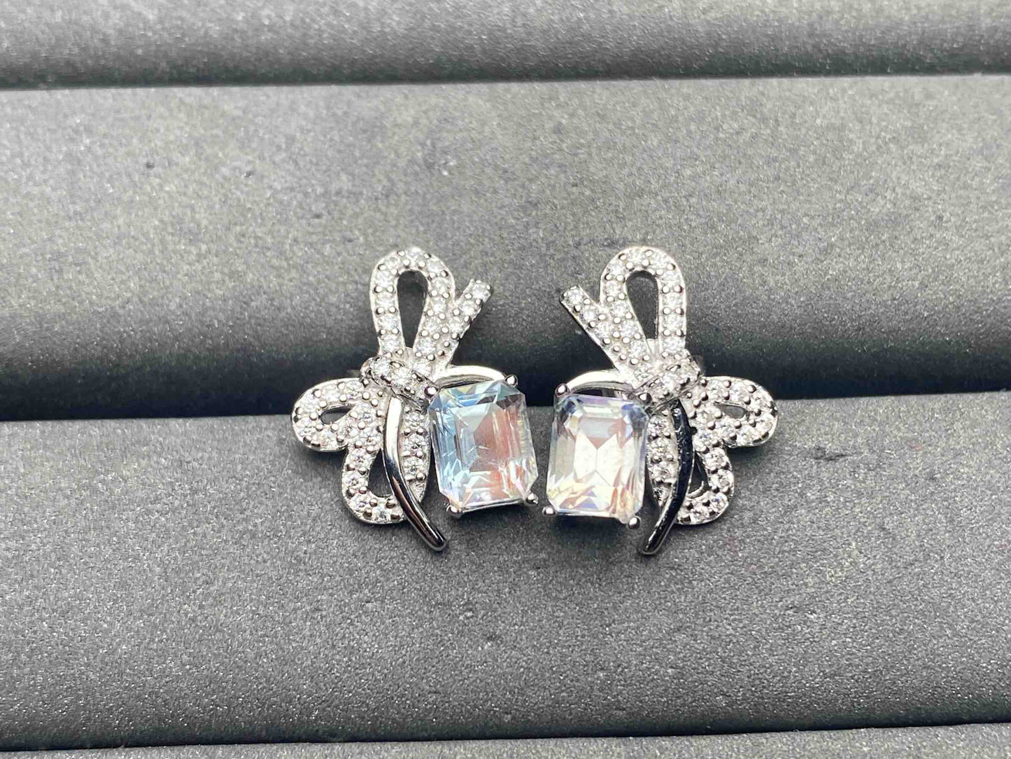 A12904 Moonstone Earrings