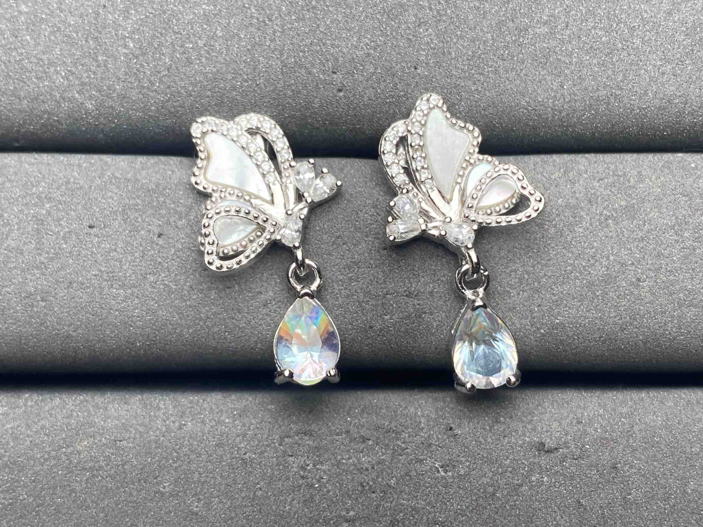 A12913 Moonstone Earrings