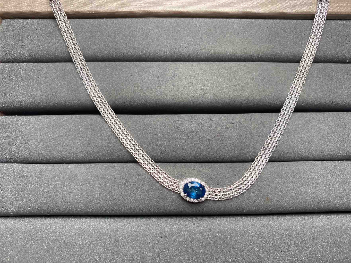 A12975 Blue Sapphire Necklace