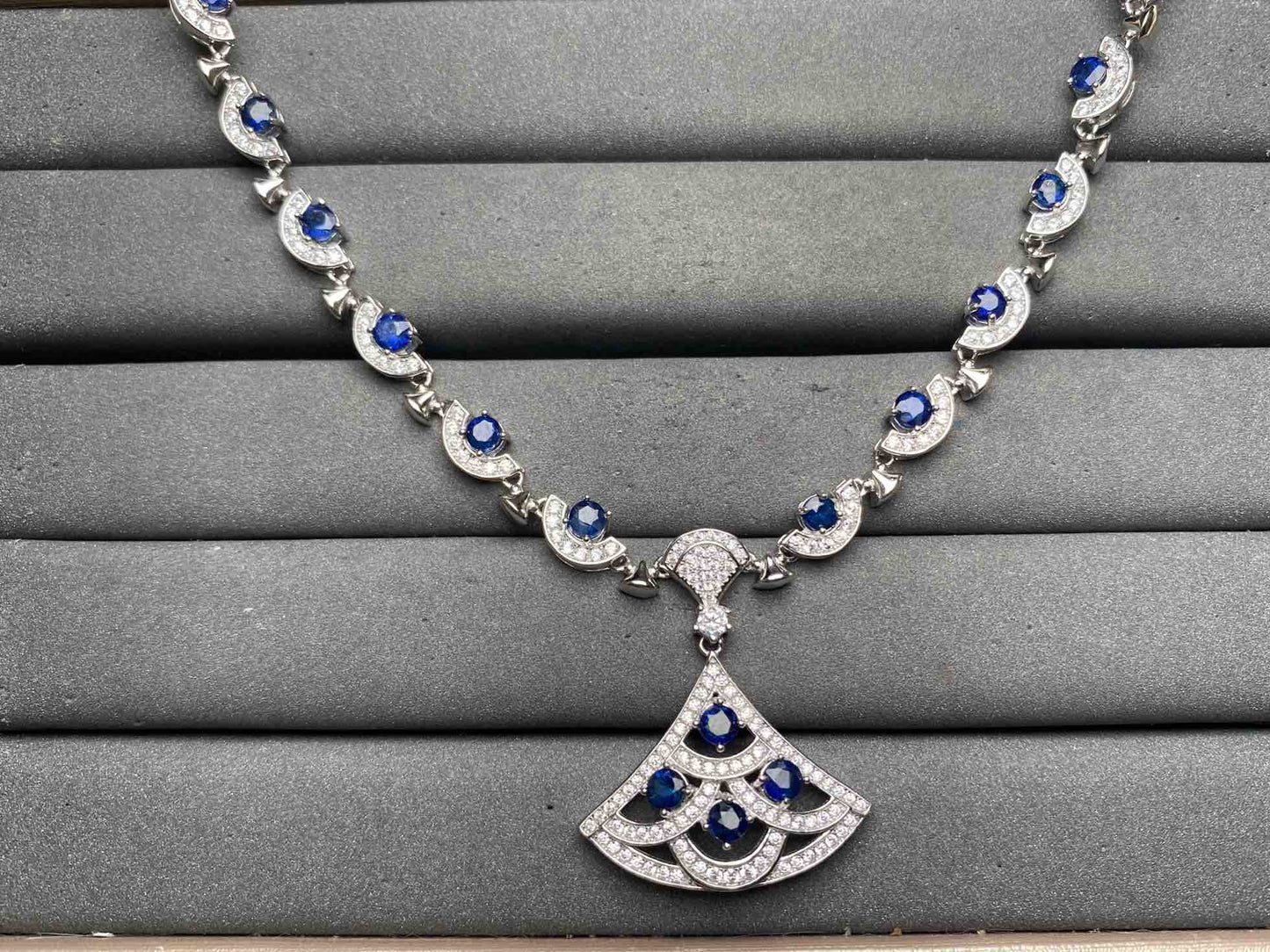 A12976 Blue Sapphire Necklace