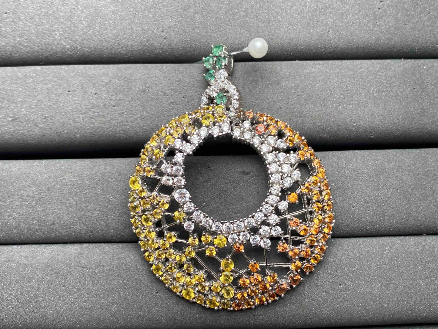 A12979 Sapphire Pendant