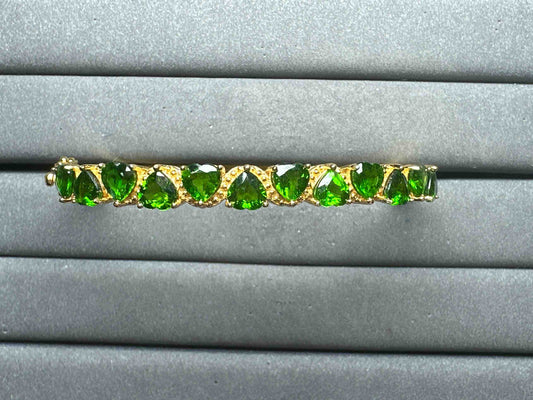 A13018 Diopside Bangle