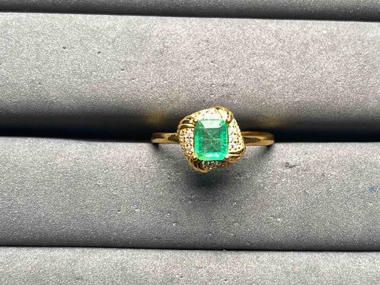 A13026 Emerald Ring