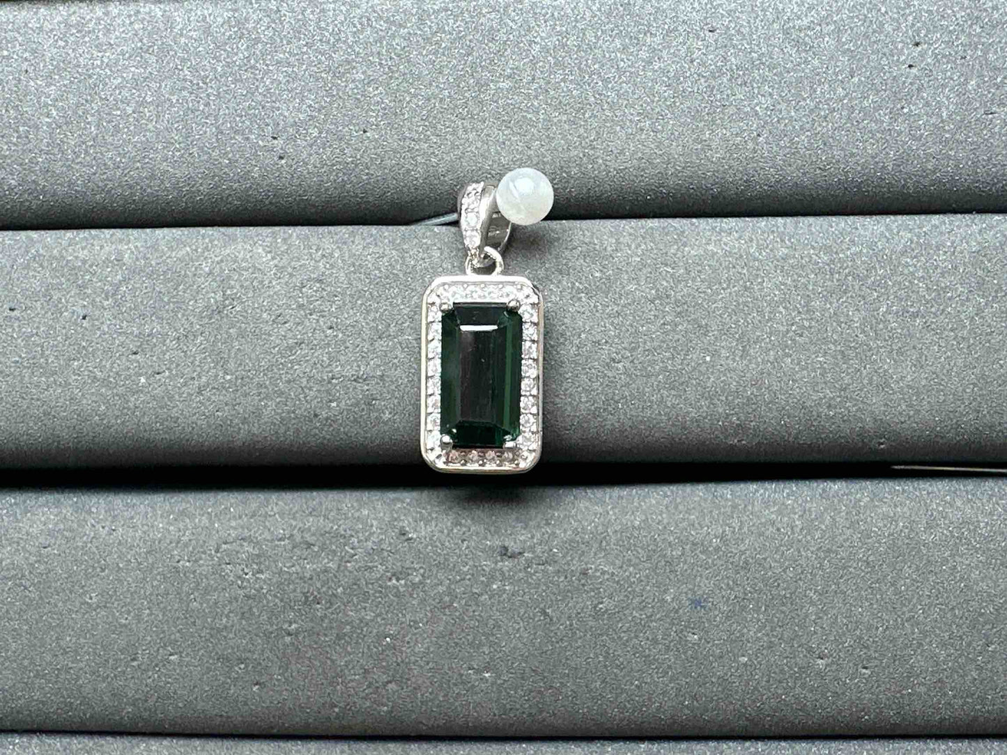 A13070 Tourmaline Pendant