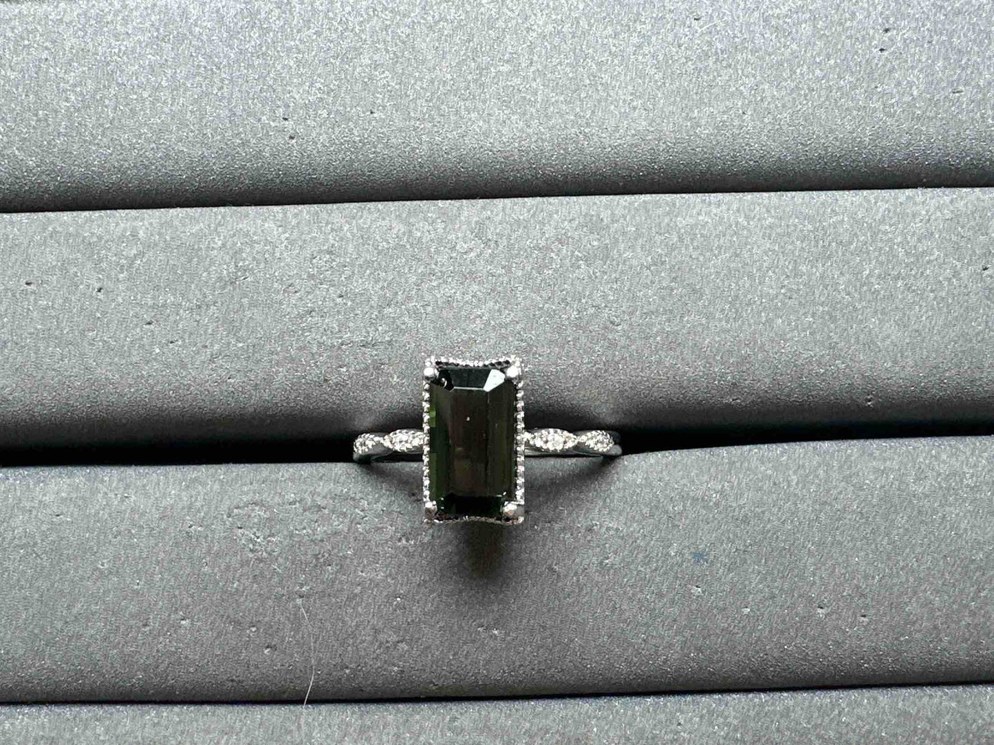 A13084 Tourmaline Ring