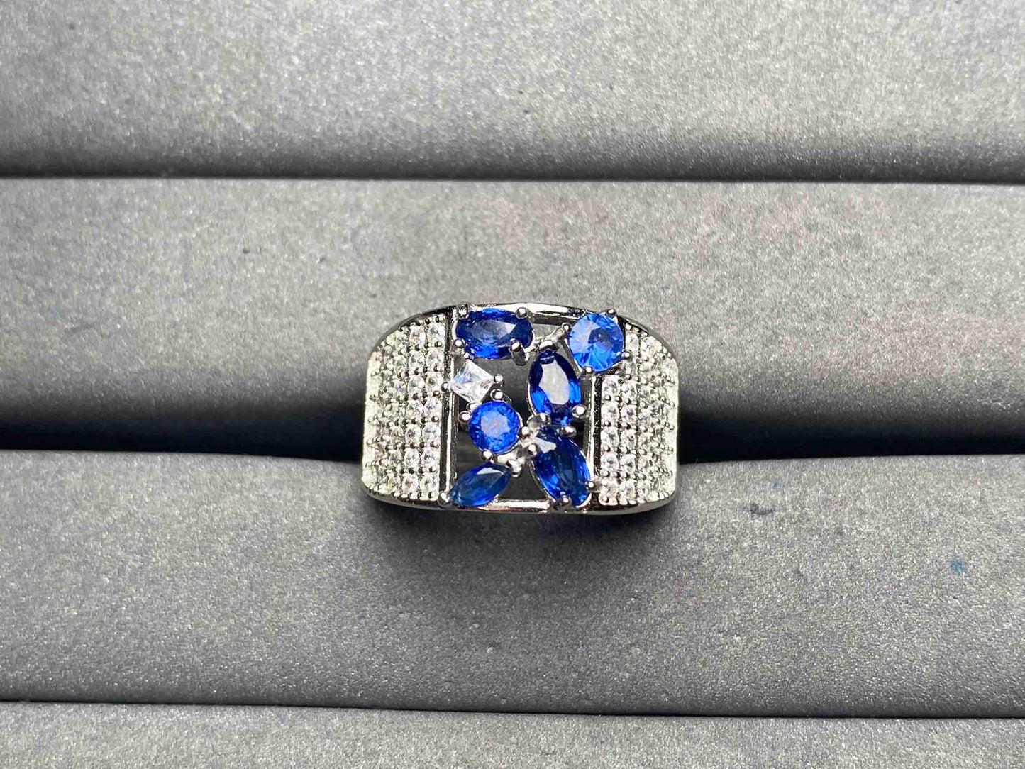 A13119 Sapphire Ring