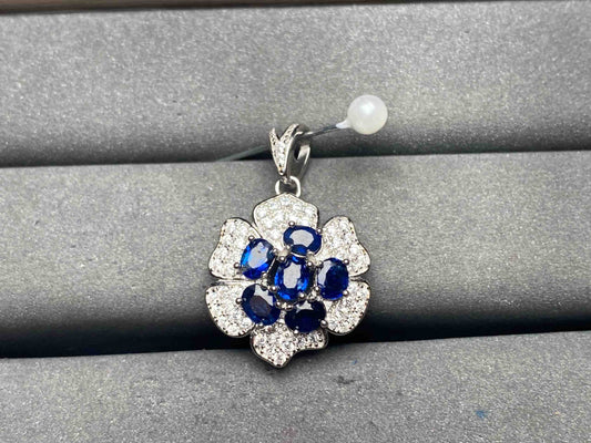 A13122 Sapphire Pendant