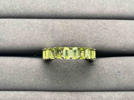 A13141 Peridot Ring