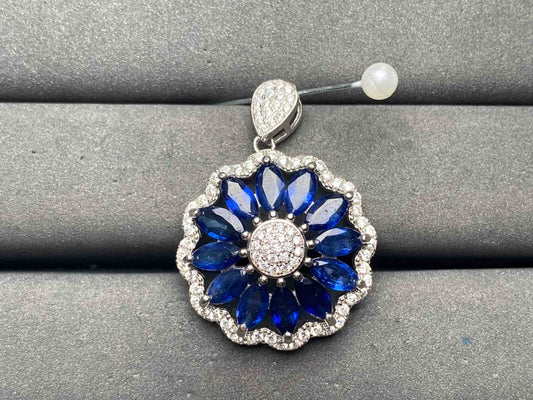 A13142 Sapphire Pendant