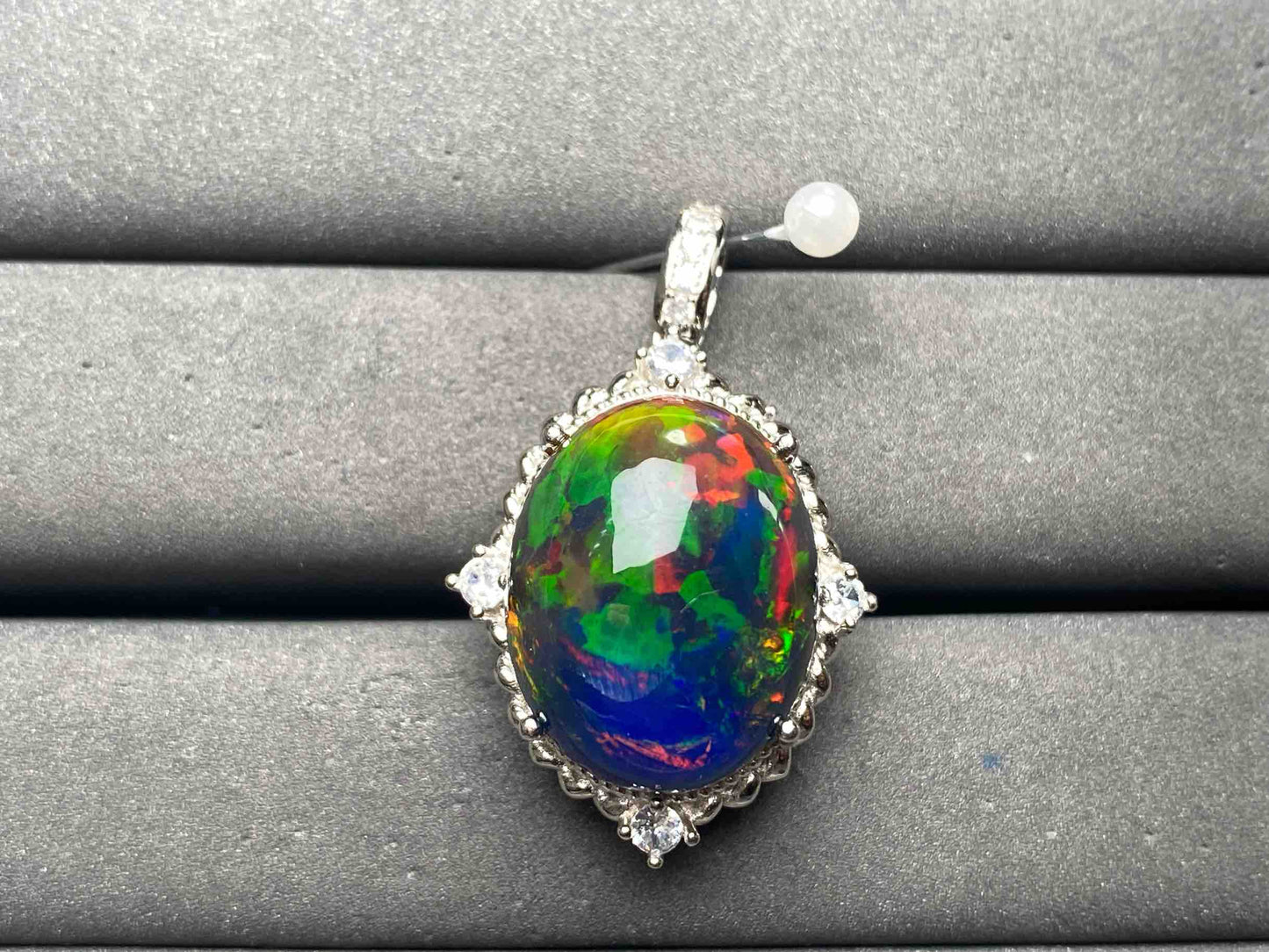 A13166 Opal Pendant