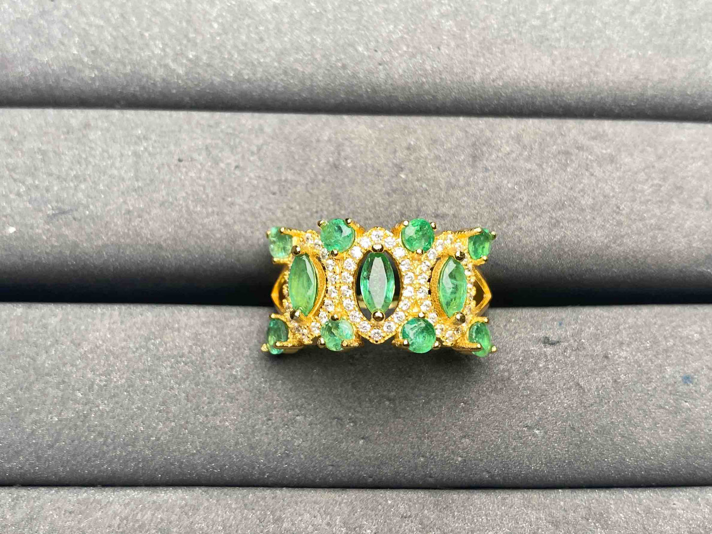 A13232 Emerald Ring