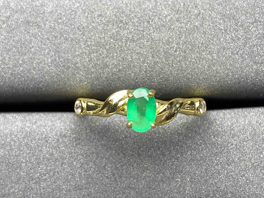 A1324 Emerald Ring