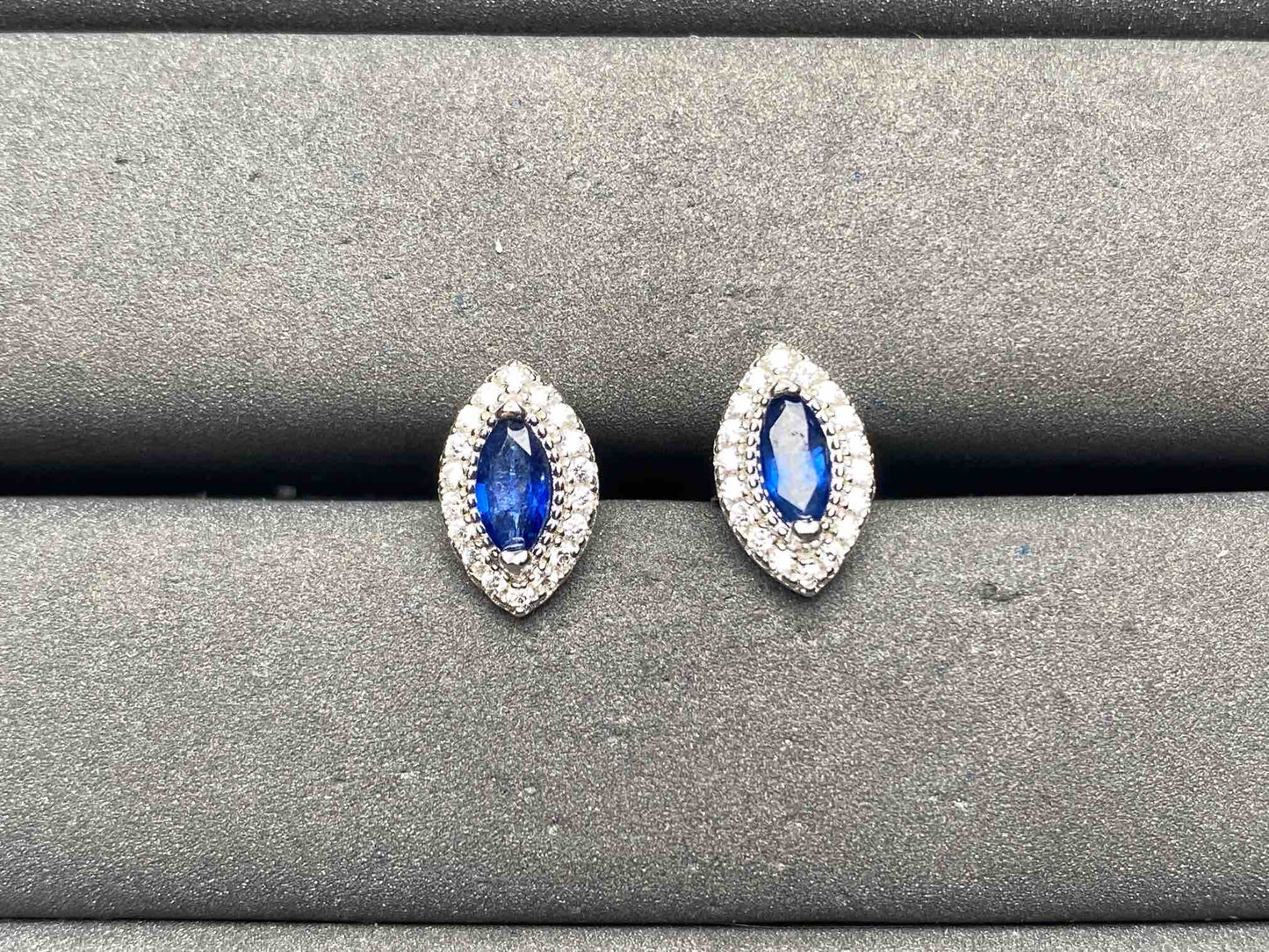 A13244 Sapphire Earrings