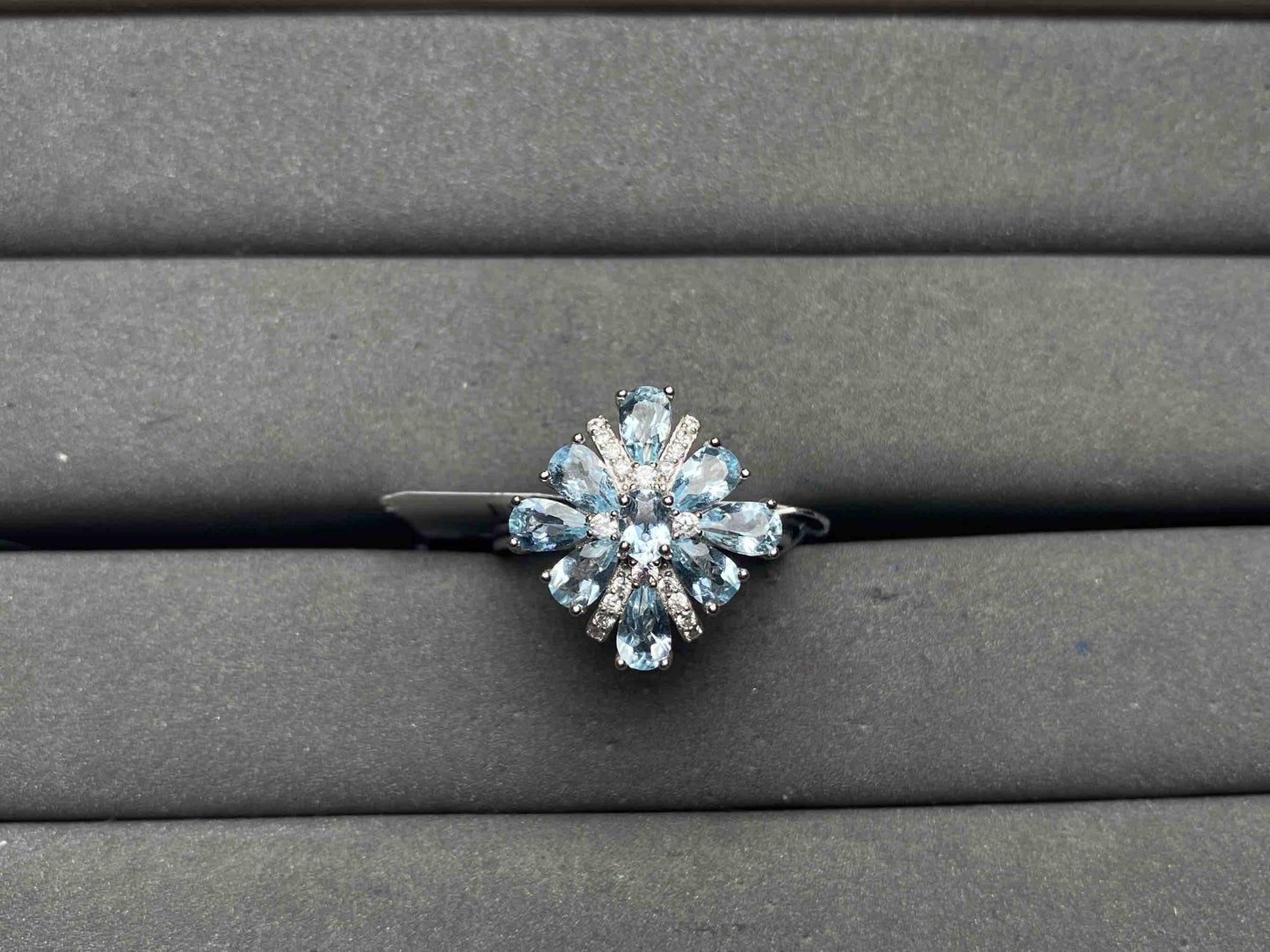 A13298 Aquamarine Ring