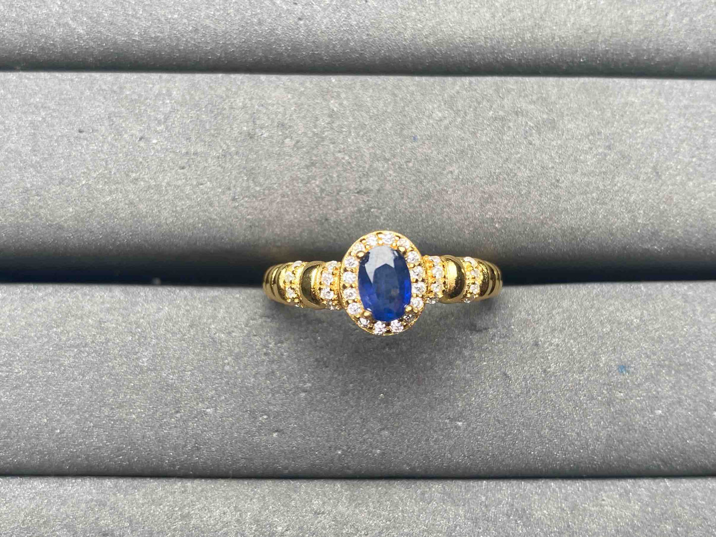 A13343 Sapphire Ring