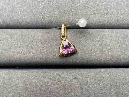 A13355 Spinel Pendant