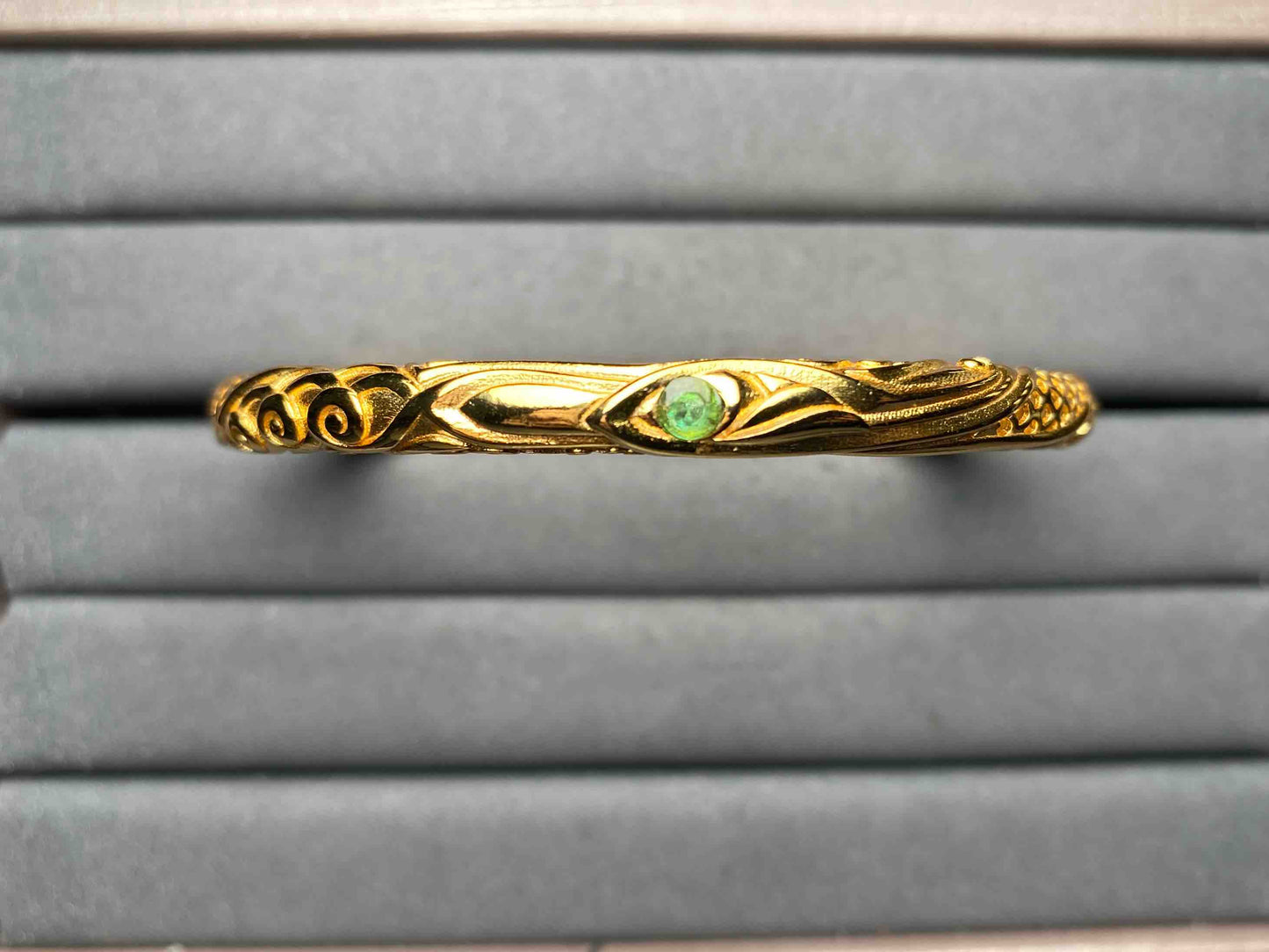 A13367 Emerald Bangle