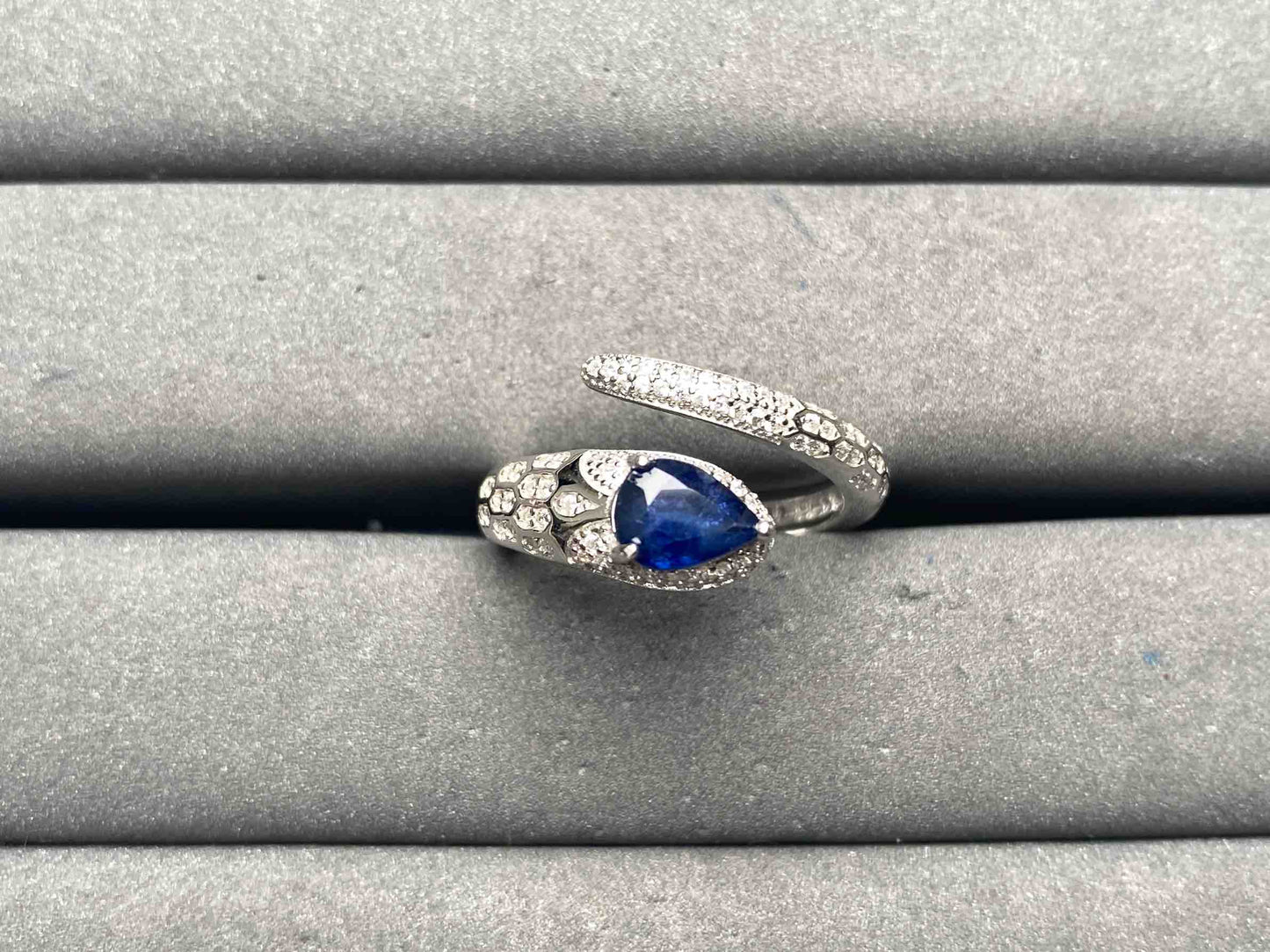 A13407 Sapphire Ring
