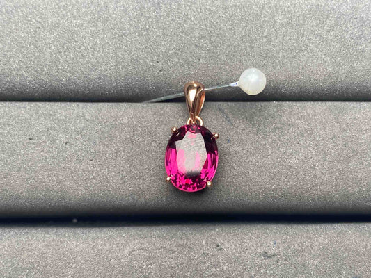 A13445 Garnet Pendant