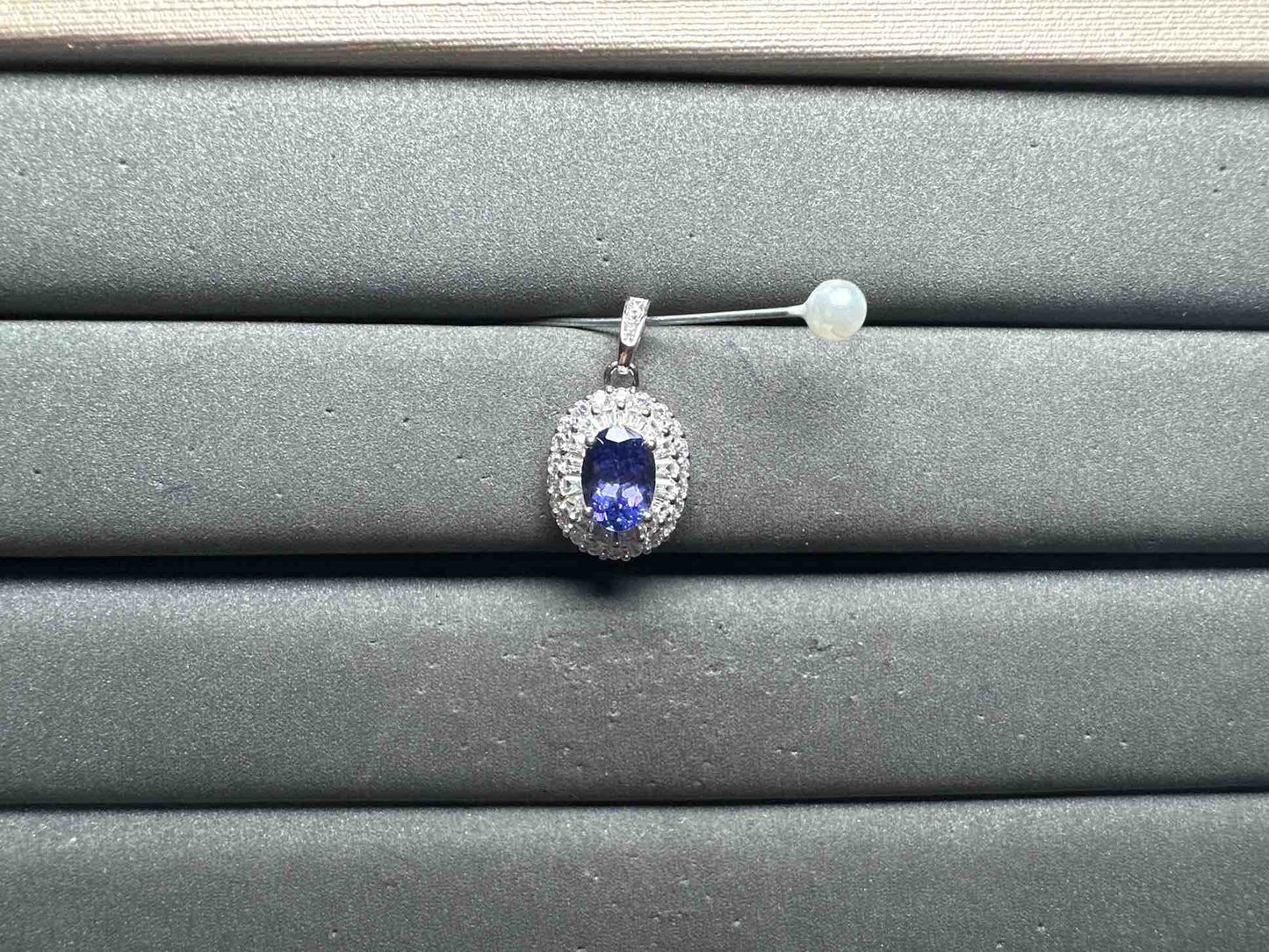 A13506 Tanzanite Pendant