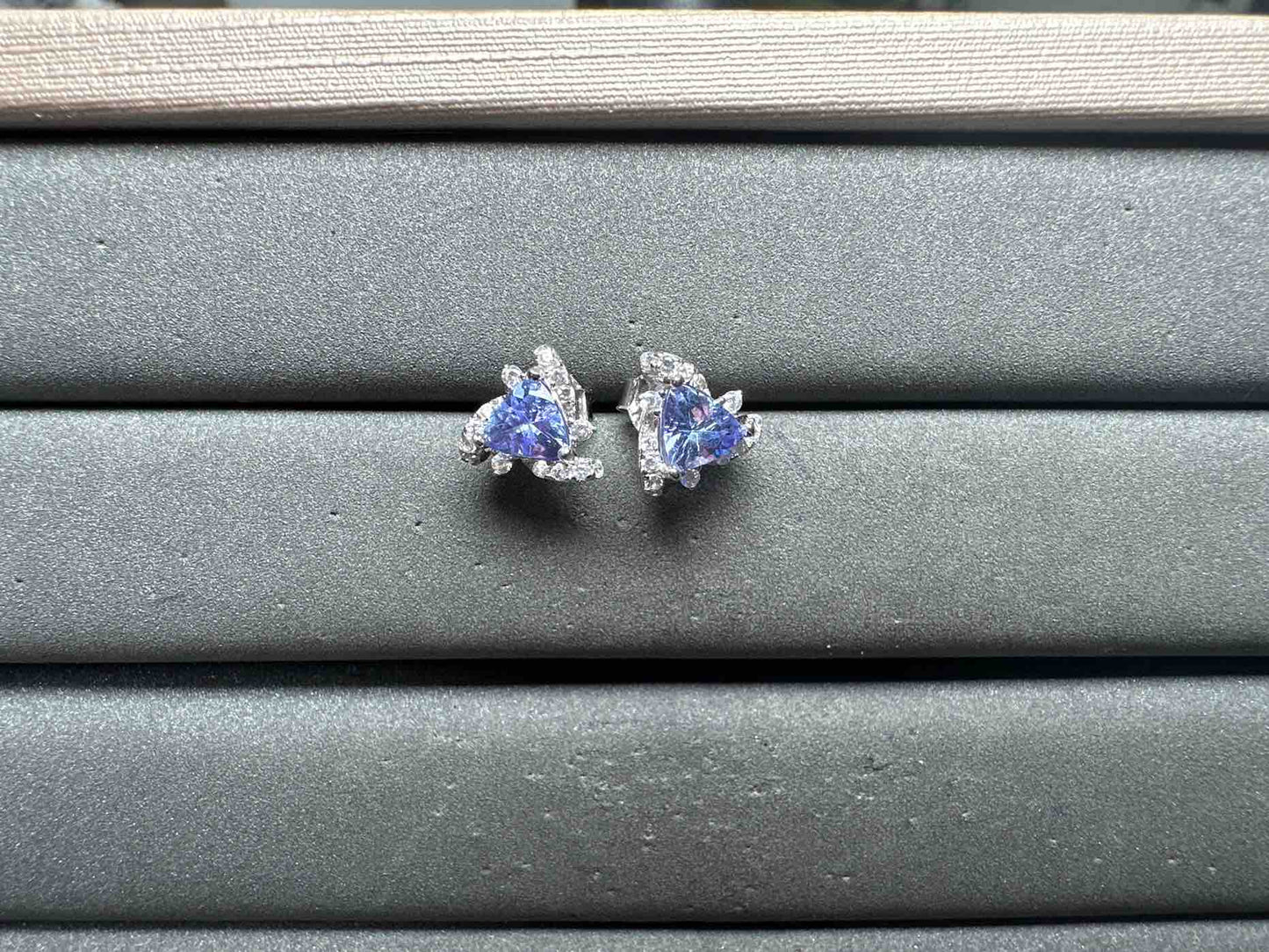 A13534 Tanzanite Earrings
