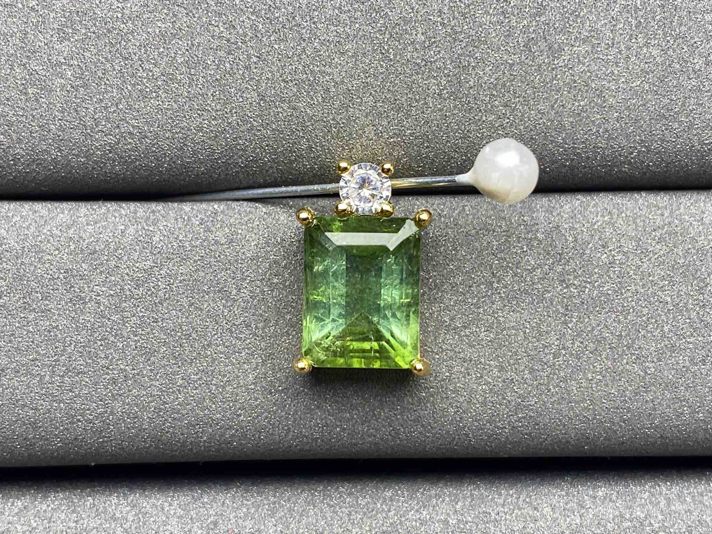 A1374 Tourmaline Pendant