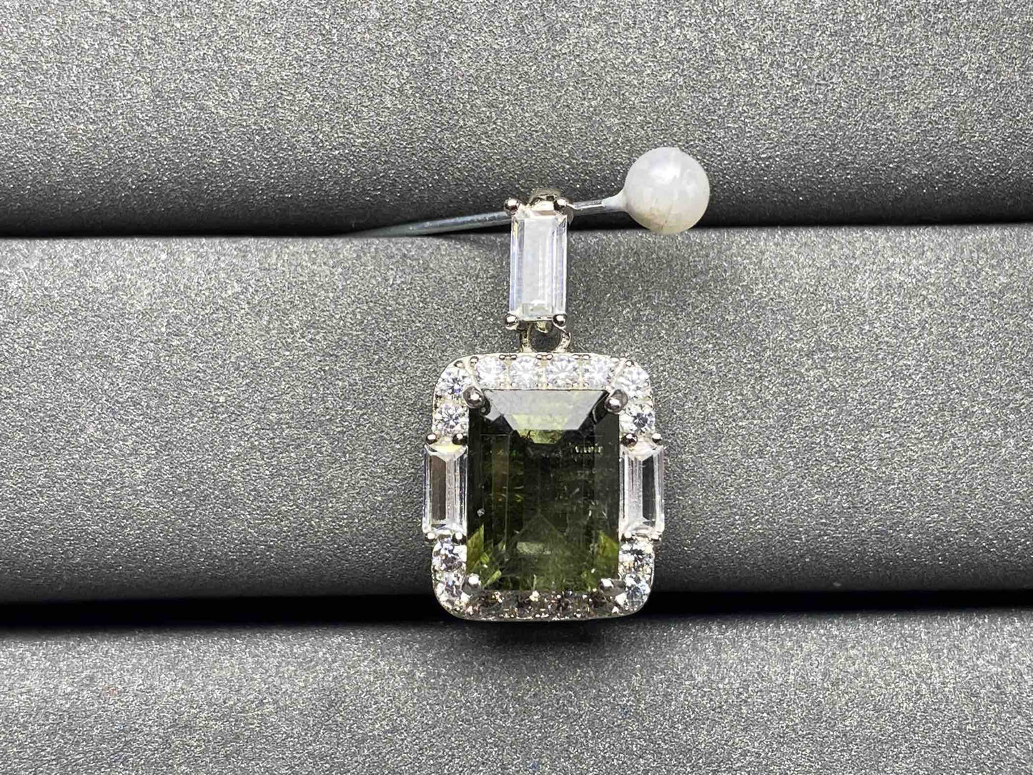 A1391 Tourmaline Pendant
