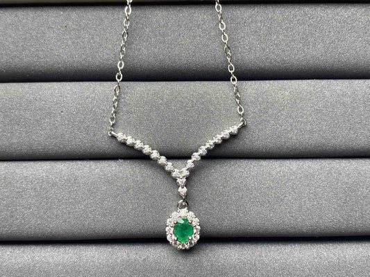 A140 Emerald Necklace
