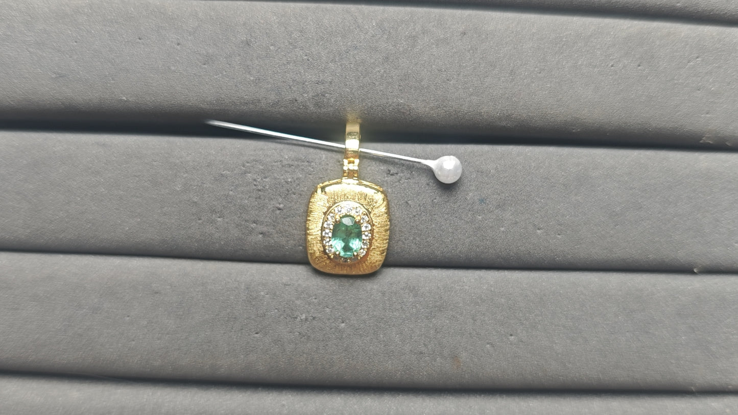 A14036 Emerald Pendant