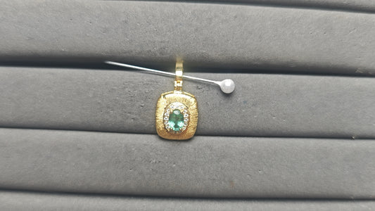 A14036 Emerald Pendant