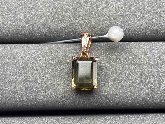 A1406 Tourmaline Pendant