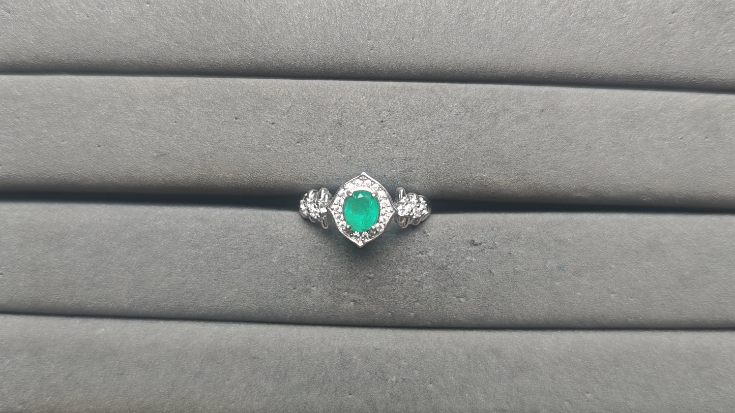 A14060 Emerald Ring