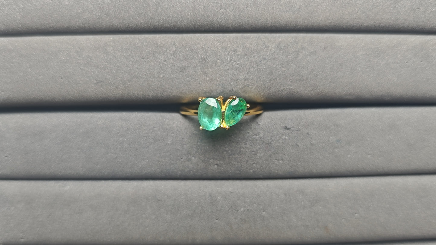 A14077 Emerald Ring