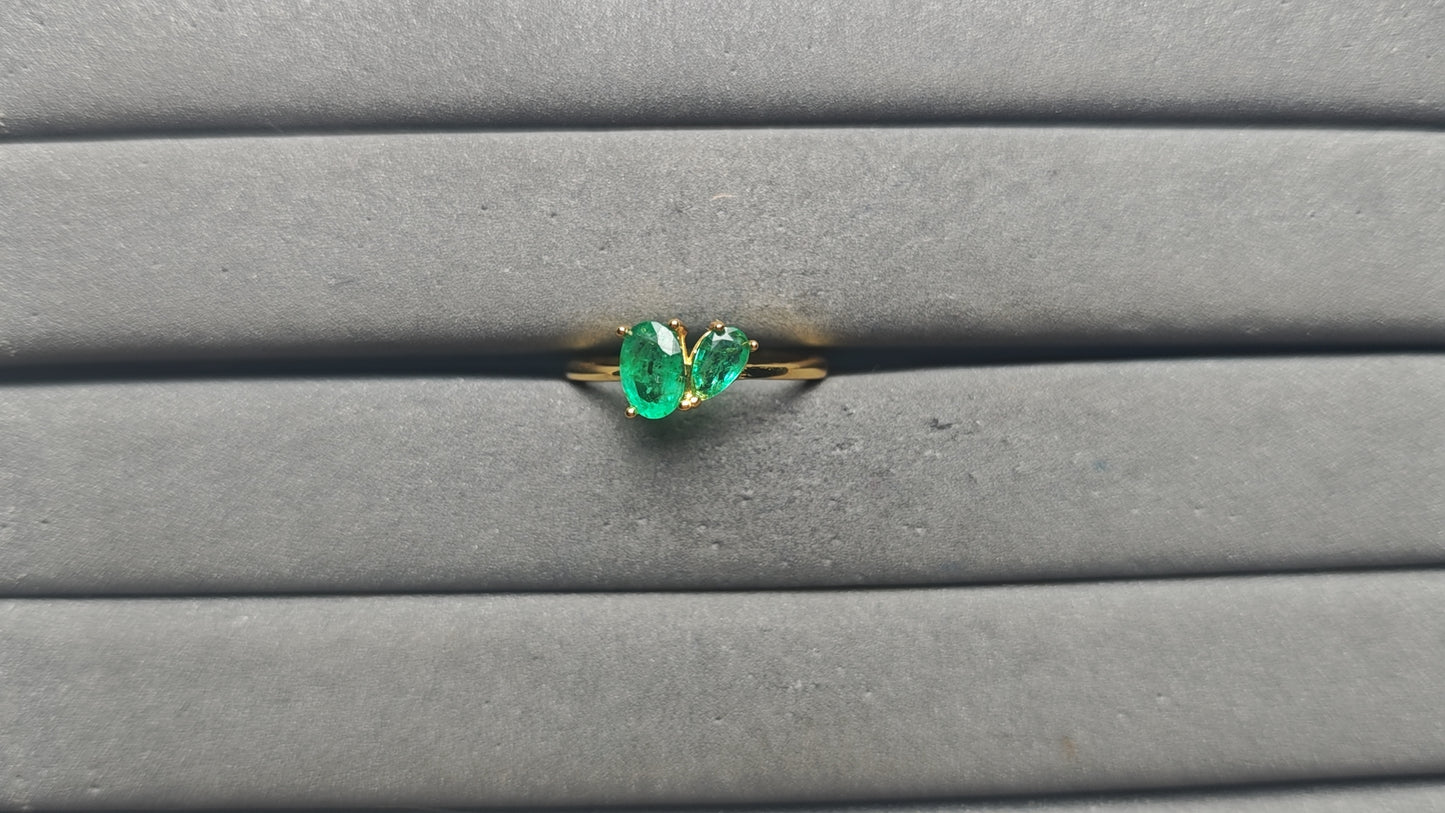 A14088 Emerald Ring