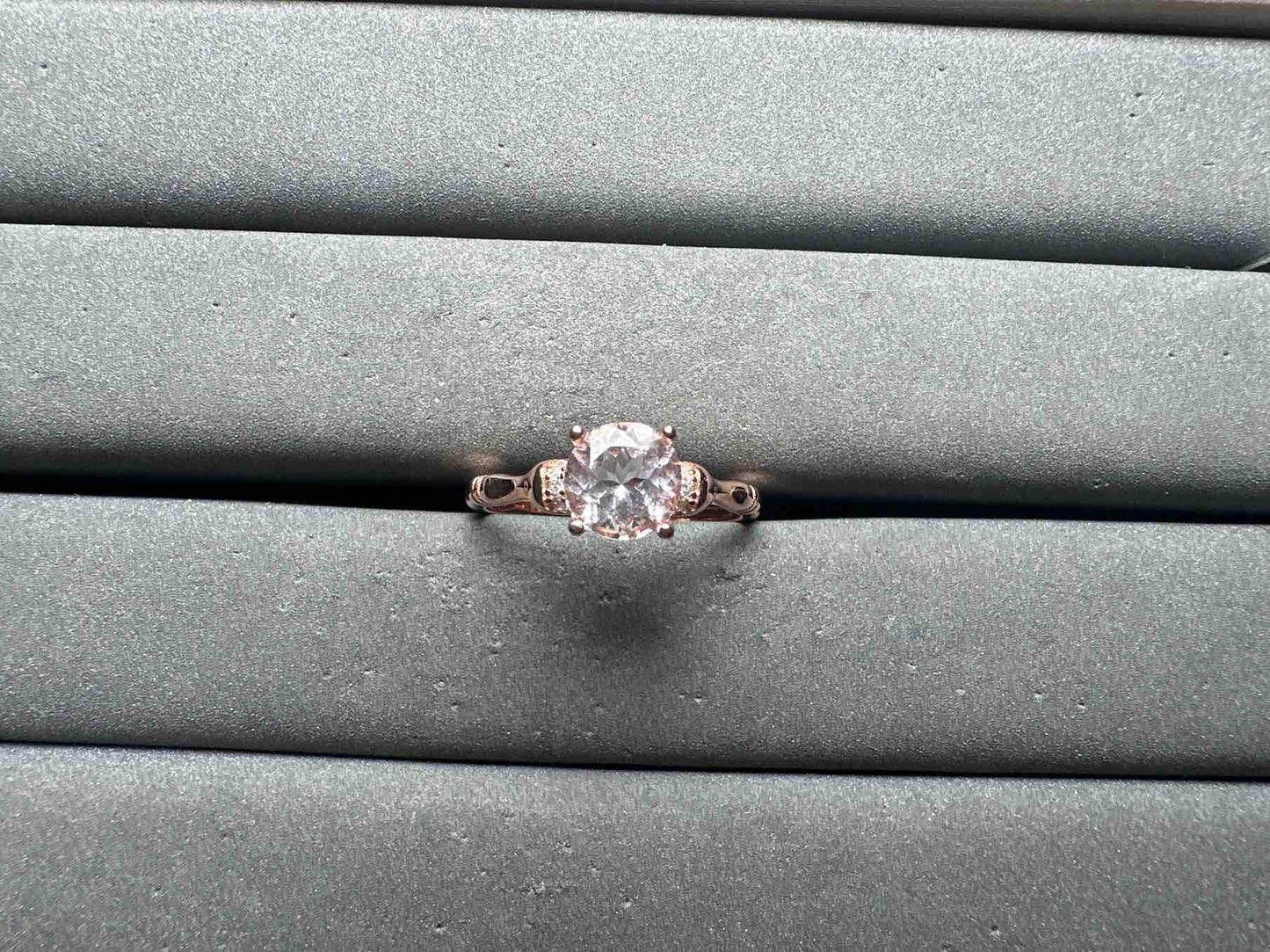 A14138 Morganite Ring