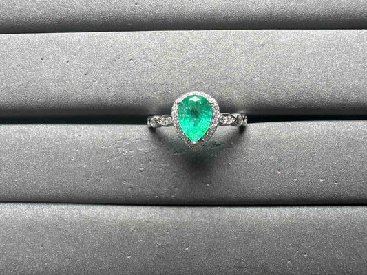 A14175 Emerald Ring