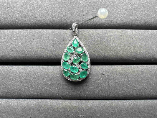A14202 Emerald Pendant