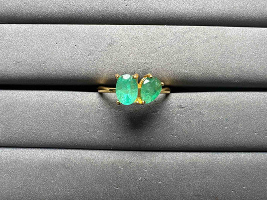 A14205 Emerald Ring