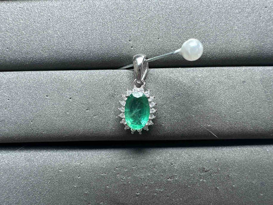 A14212 Emerald Pendant