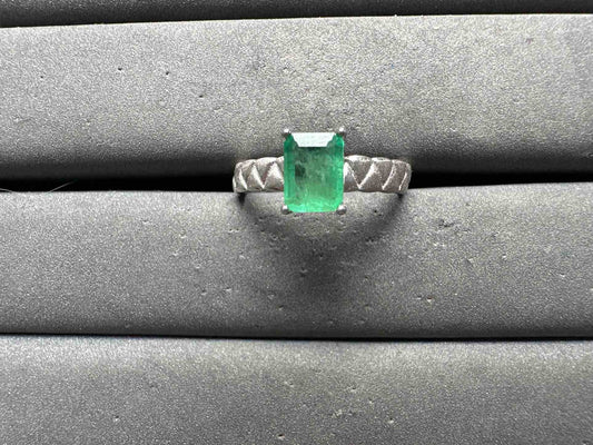 A14214 Emerald Ring