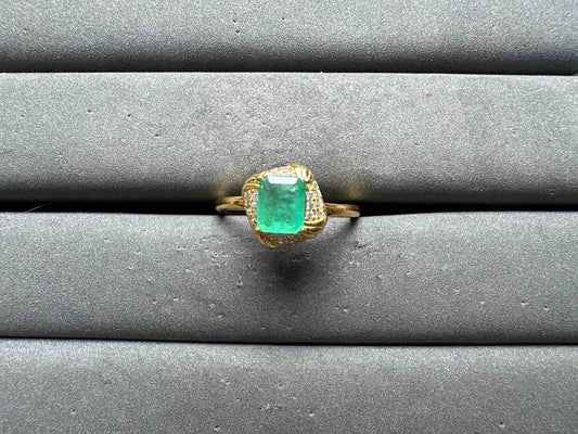 A14218 Emerald Ring