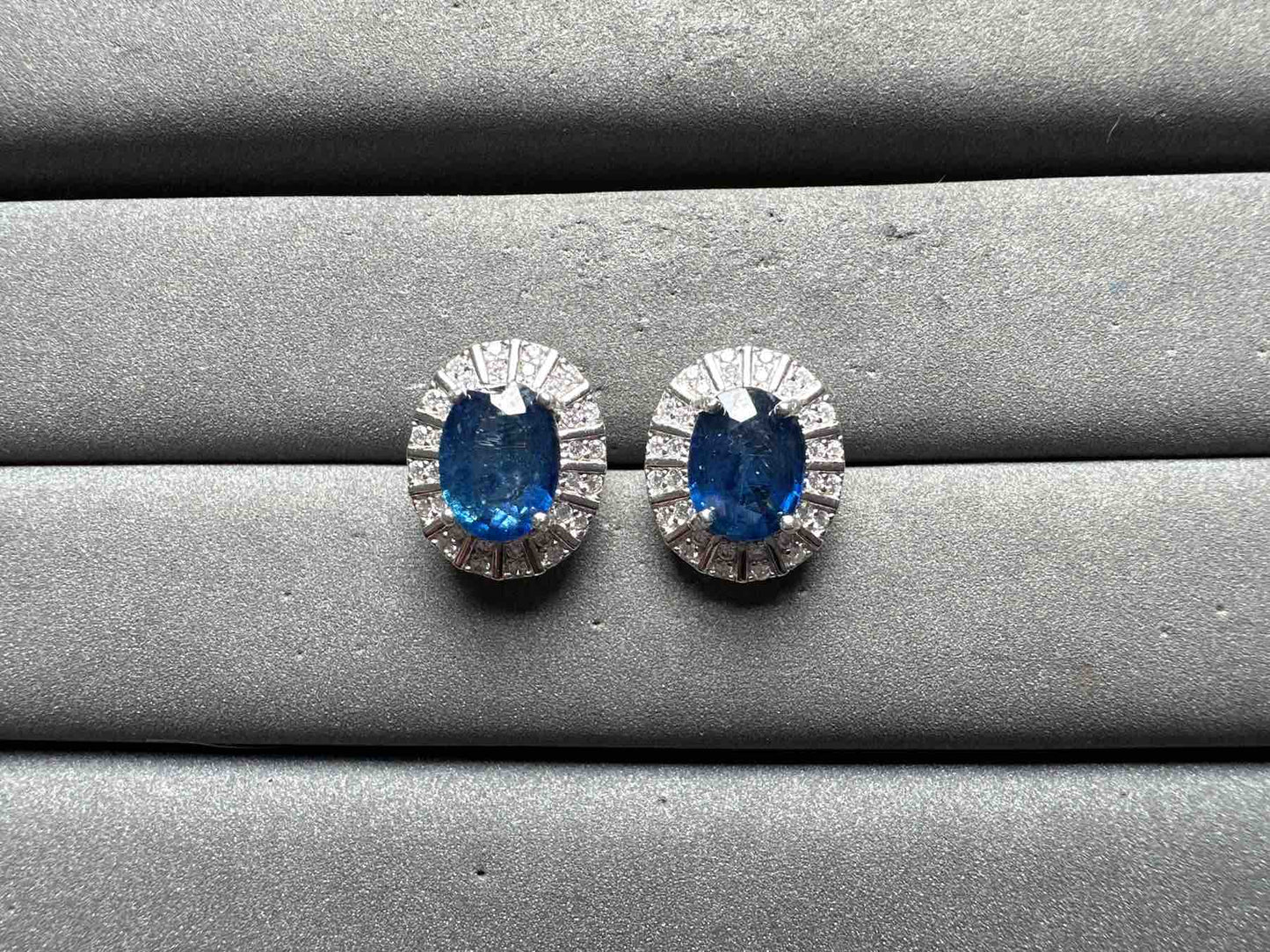 A14332 Sapphire Earrings